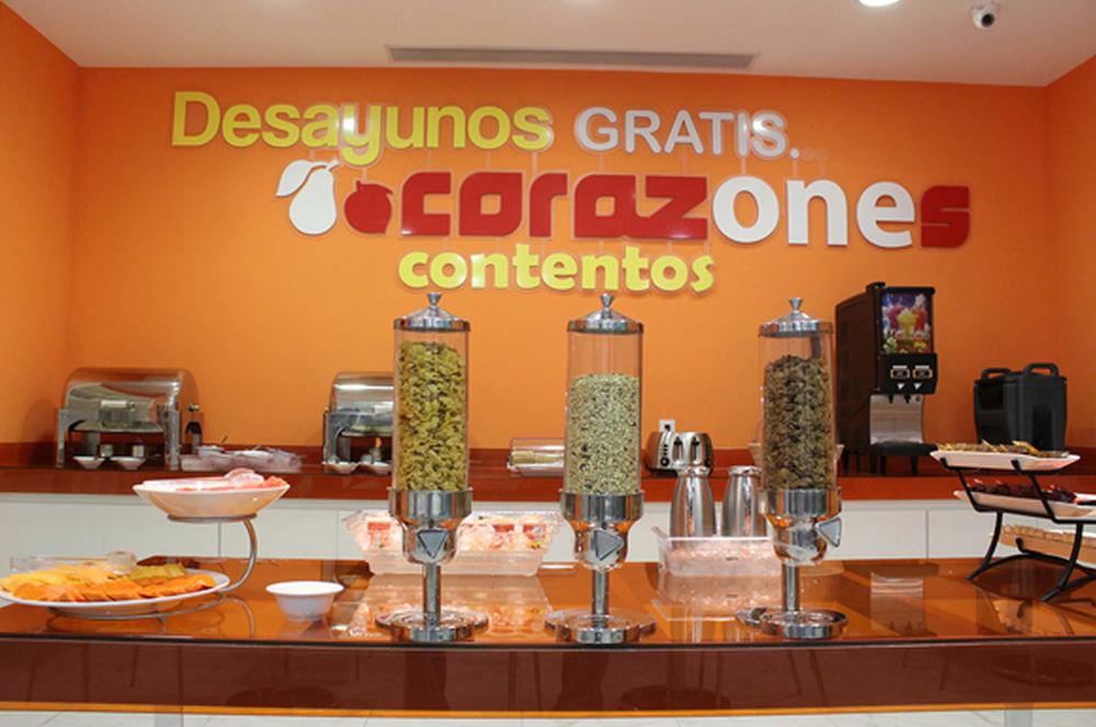 One Irapuato Hotel Exterior foto